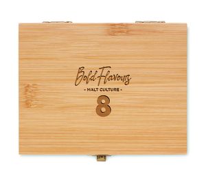 DUNDALK Premium Bamboo Box with 9 Reusable Stone Ice Cubes - GiftRetail MO9942