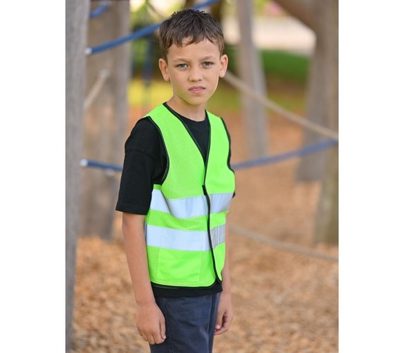 Children's safety vest with pockets